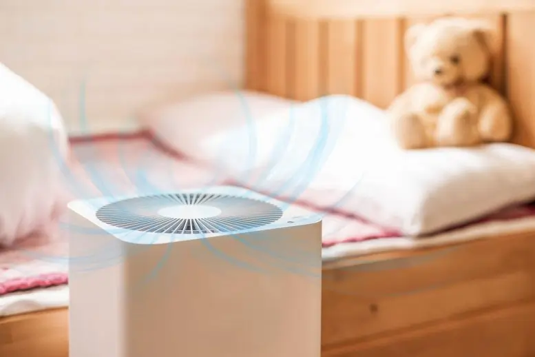 Air purifier indoor to improve heart and lungs health